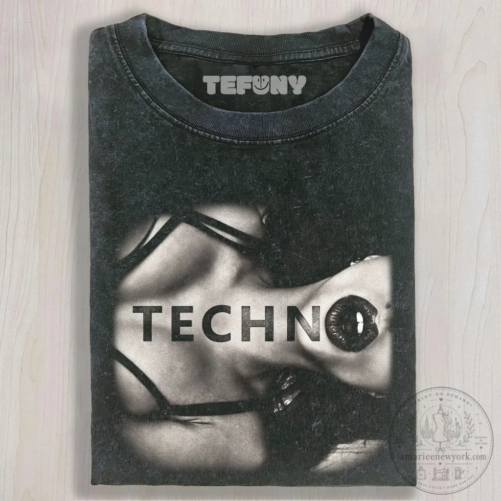 Techno Sexy Woman Graphic Print Washed Black Unisex T-Shirt 18 Techno Sexy Woman Graphic Print Washed Black Unisex T-Shirt